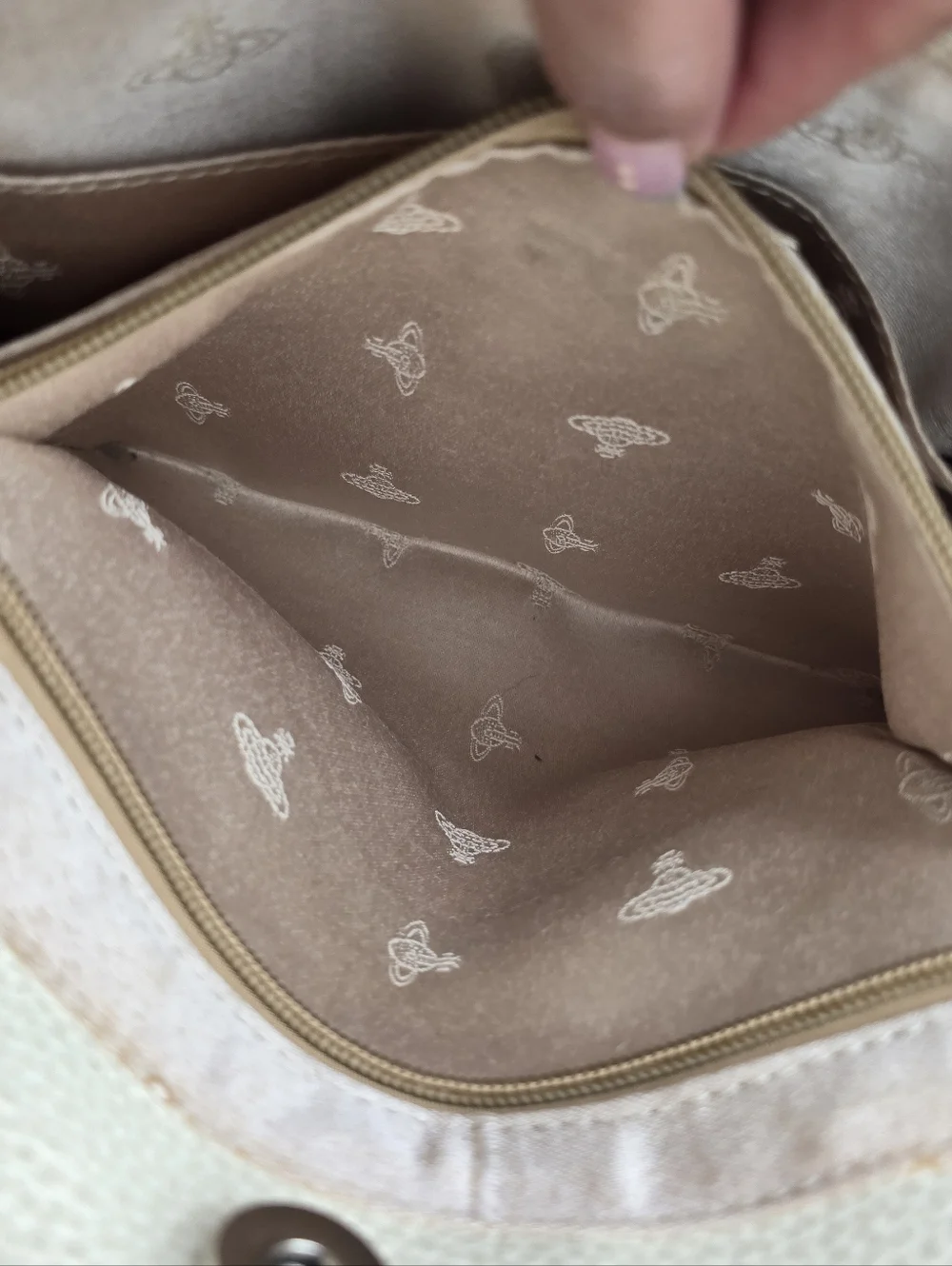 Vivienne Westwood Coral Pink Argyle Tote with Cream Trim - Picture 8 of 9